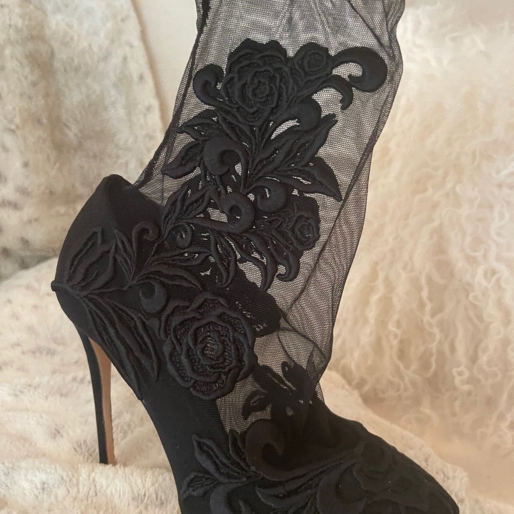 Dolce & Gabbana Embroidered Socks Boots EU35/US5 - Picture 5 of 8